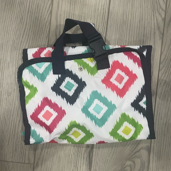 Thirty-One Candy Corners Fold up Family Organizer - Picture 1 of 2